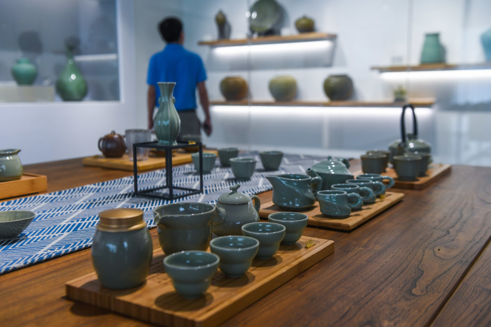  电竞产业规模攀升，资本涌入推动发展