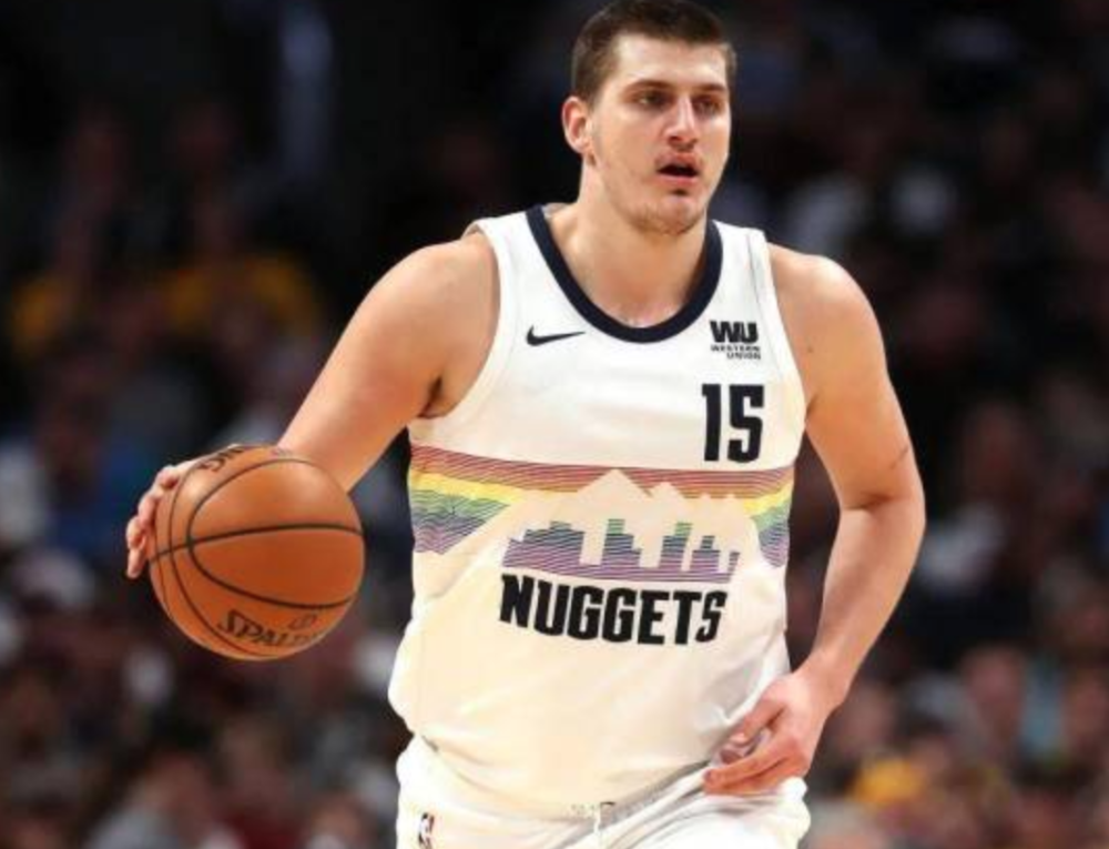  掘金约基奇策应配合撕开爵士联防