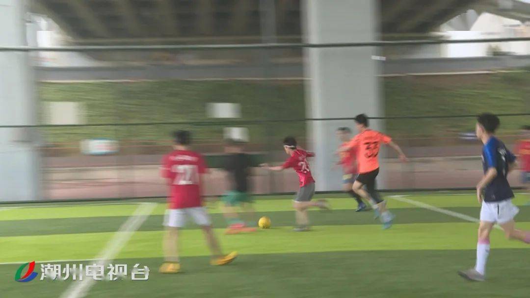  城市闲置空地改造，社区公益球场免费开放